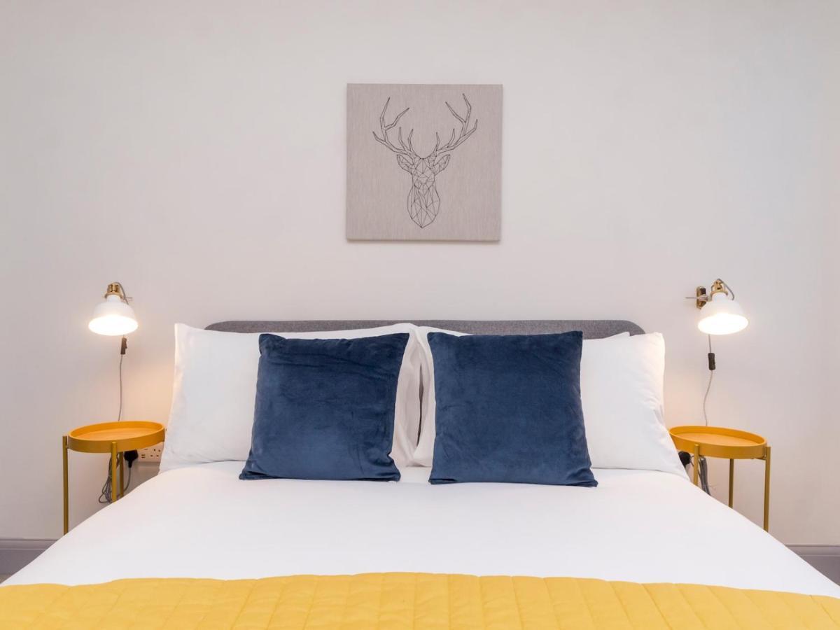 Appartement Pass The Keys Stunning 2 Bed Retreat In The Heart Of Bath Extérieur photo